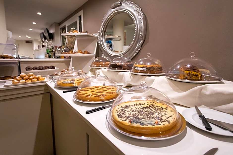 Ferretti Beach Hotel