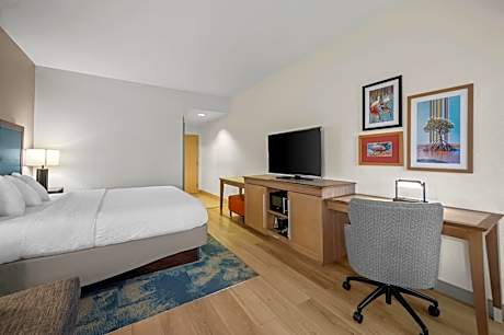 King Room with Sofa Bed and Study - Non-Smoking