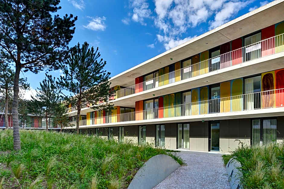 SwissTech Hotel