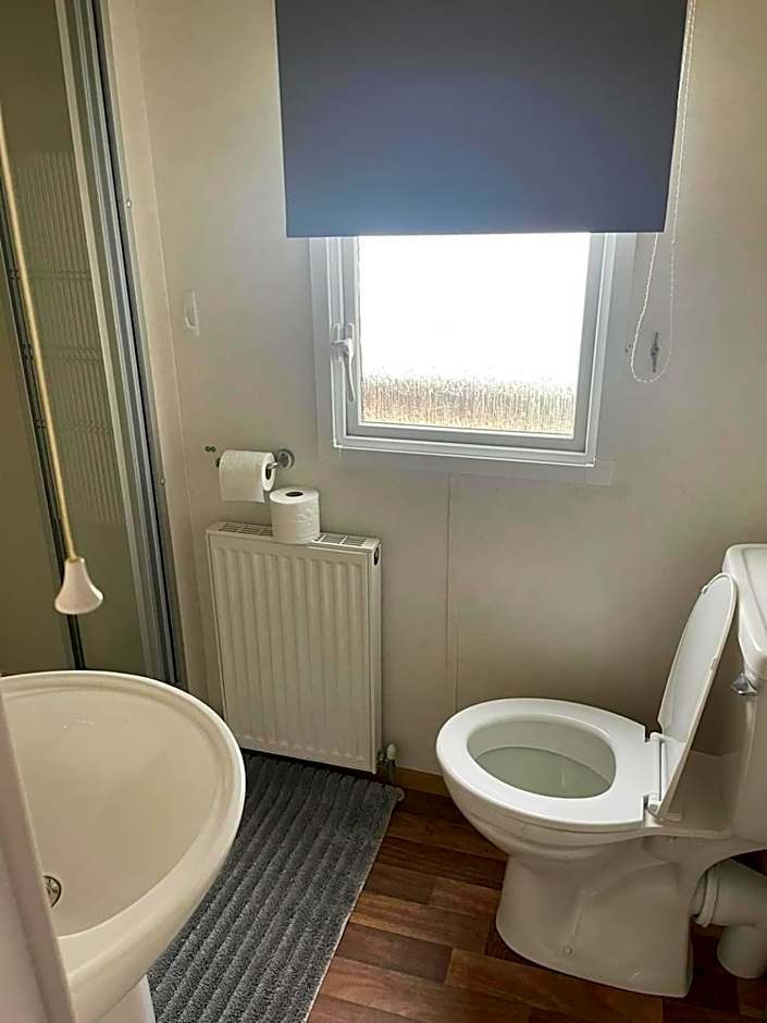 marine getaways caravan hire