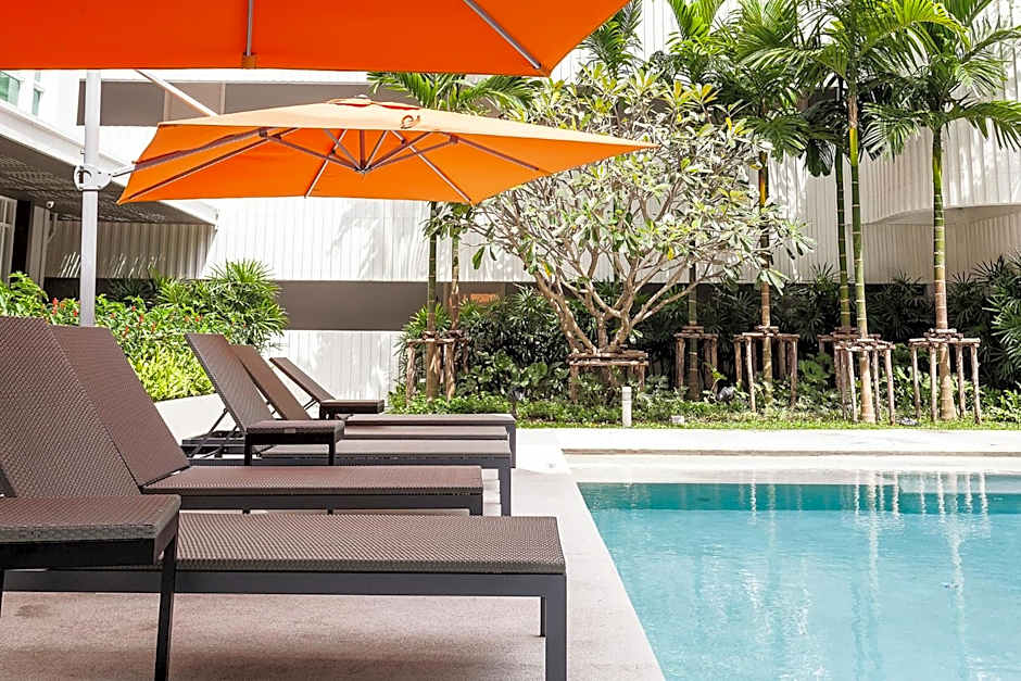 Phuket Town 1 Bedroom Condo Luxury Facilities, The Base Downtown