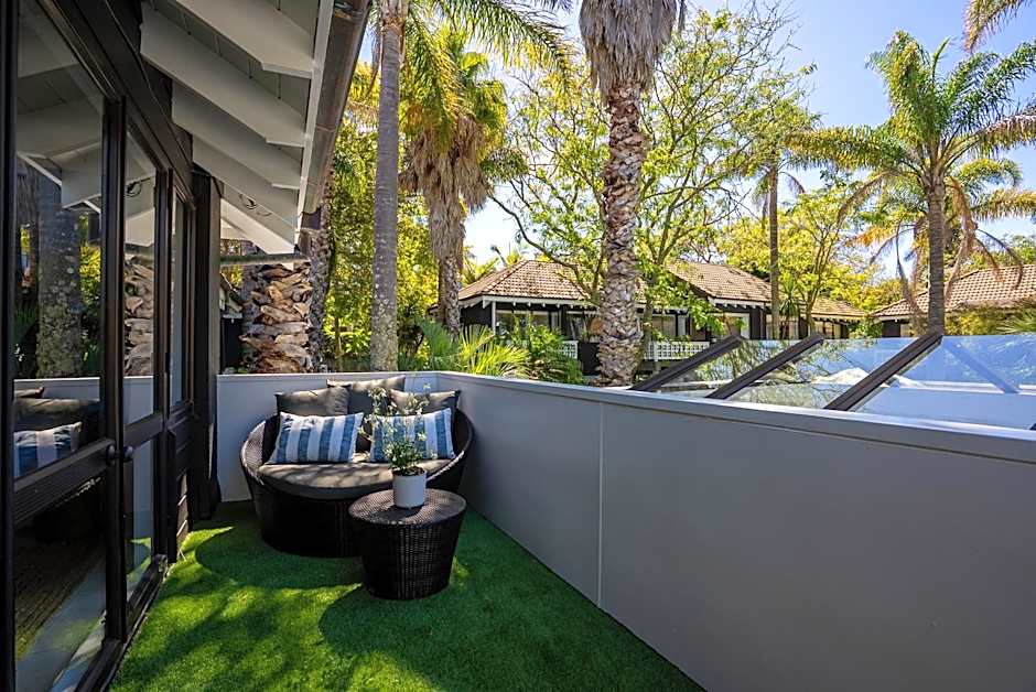 Emerald Inn on Takapuna Beach