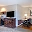 Holiday Inn Express Hotel & Suites Chicago-Libertyville By IHG