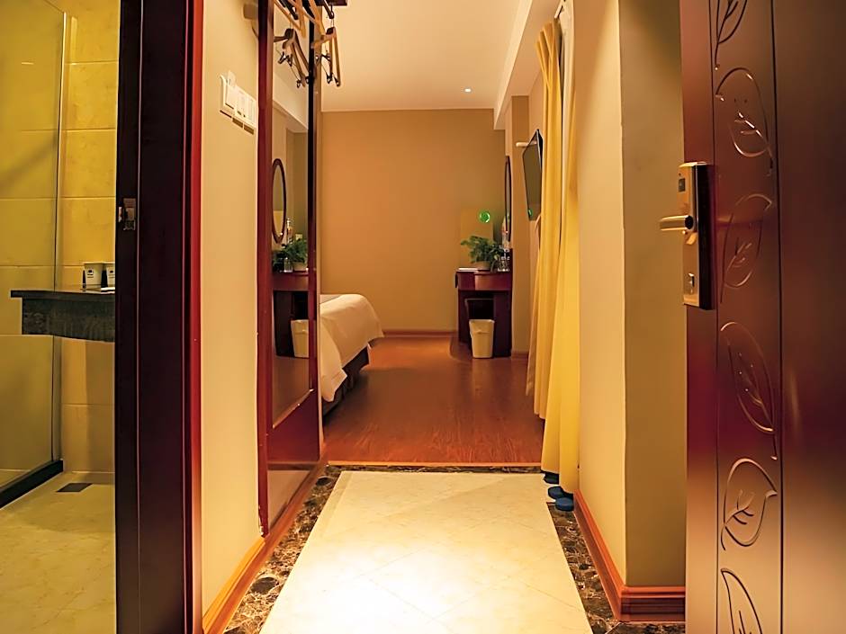 GreenTree Inn Bengbu Guzhen Guyang Road Experitmental Middle School Express Hotel