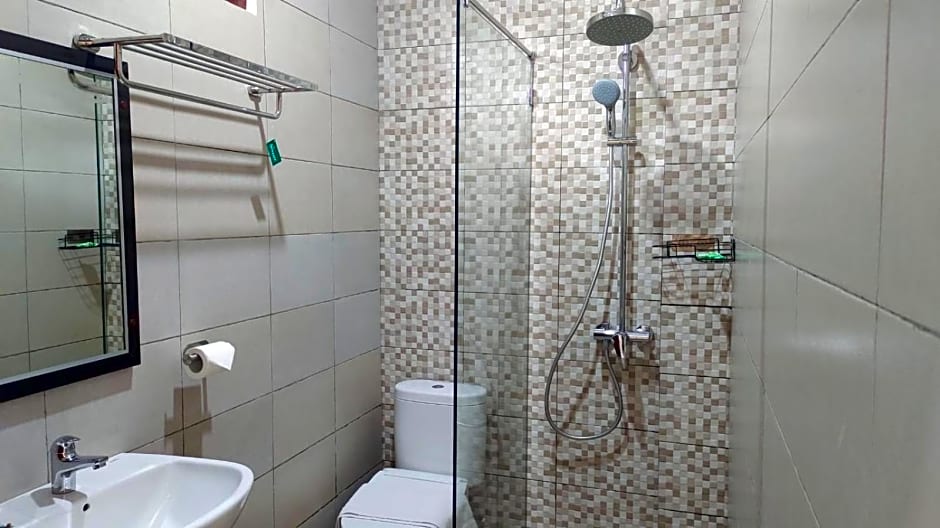 THE LAVIANA HOTEL