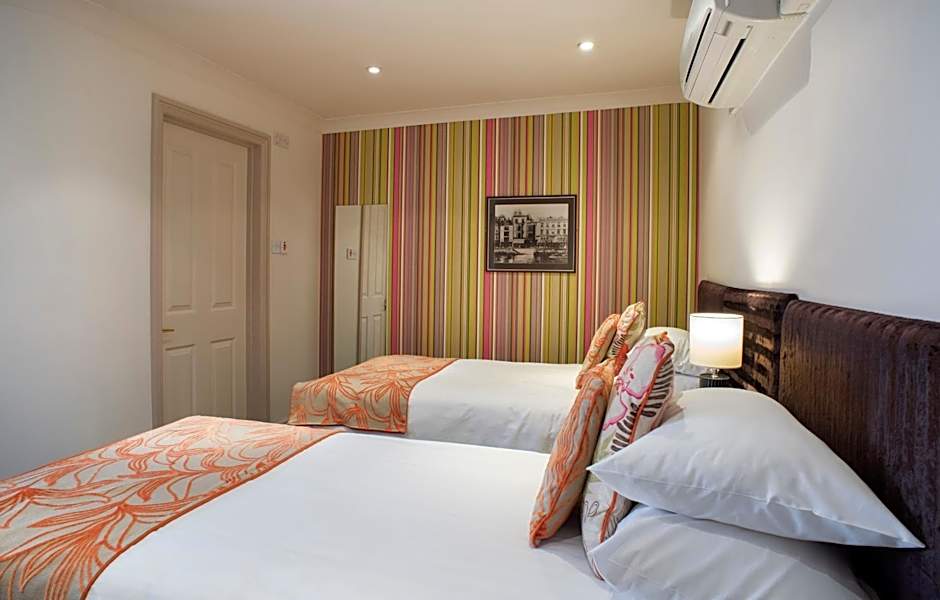 Royal Seven Stars Hotel