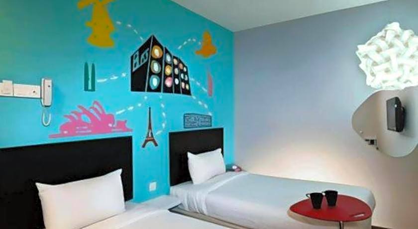 Hotel Zamburger Bliss