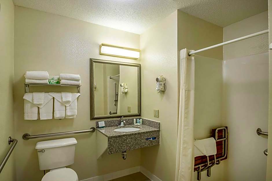 Quality Inn Mineral Point