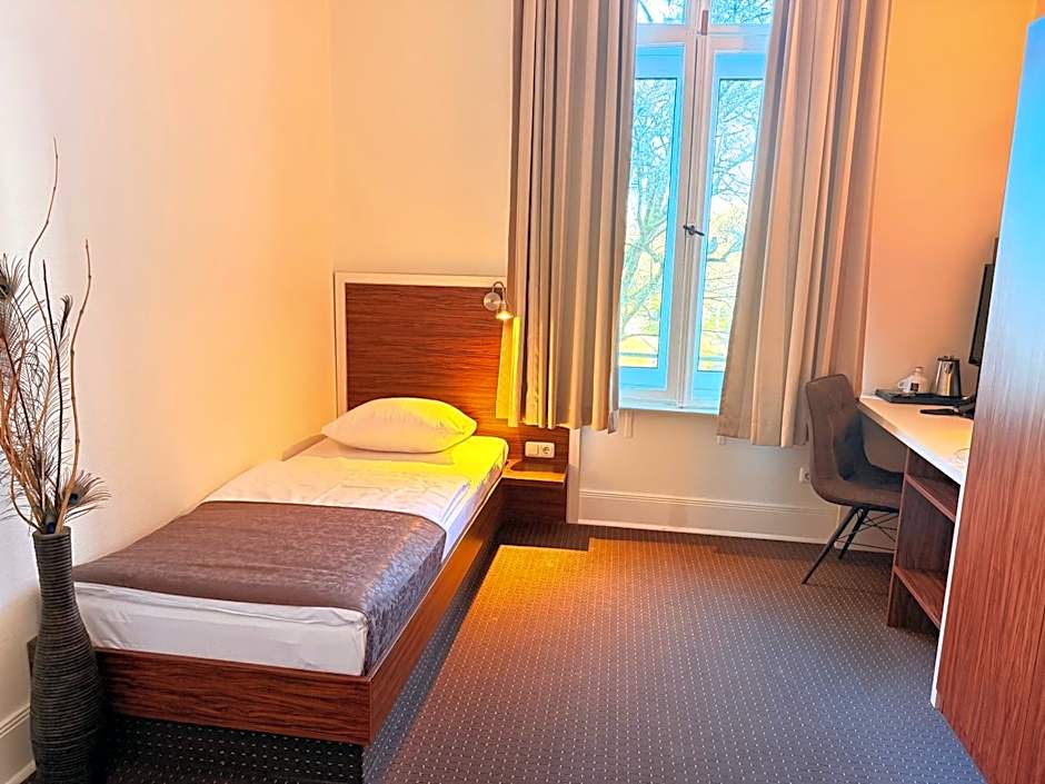 Hotel Excellent