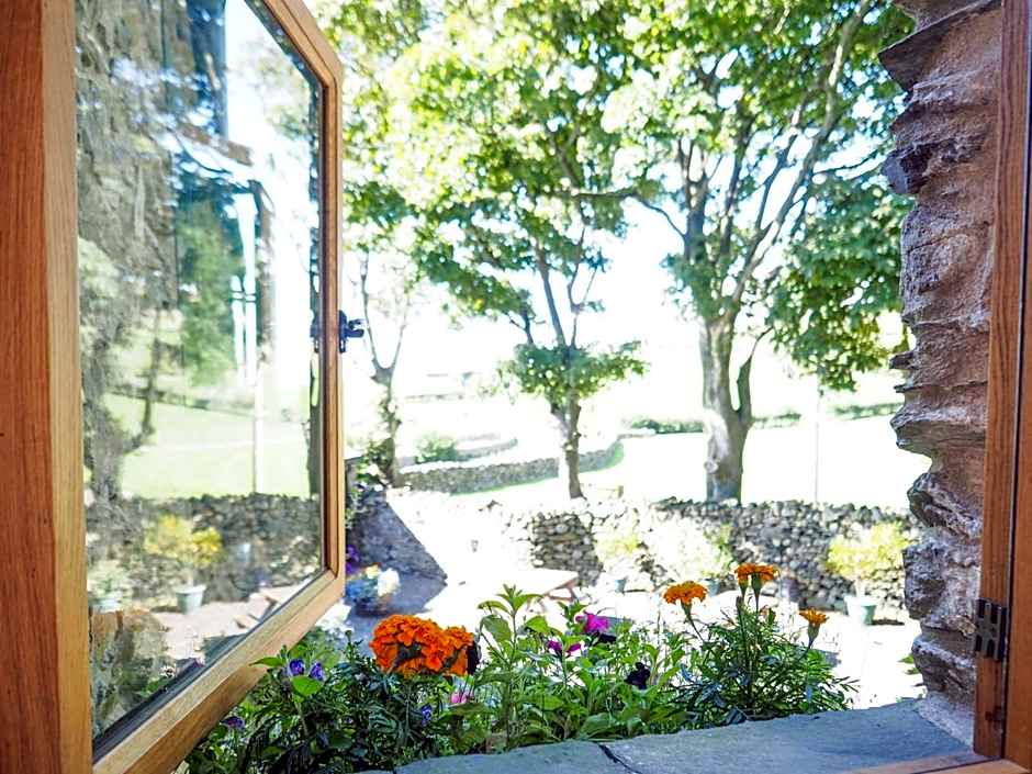 The Wayside and Whisky Barn