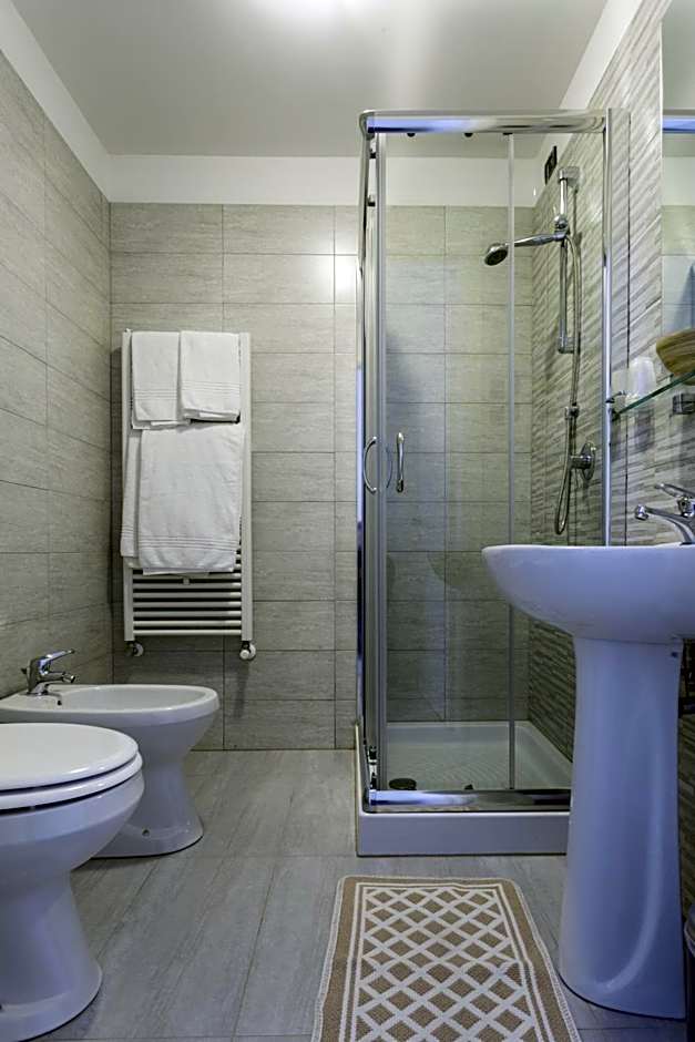 Easy Venice Rooms 1-2