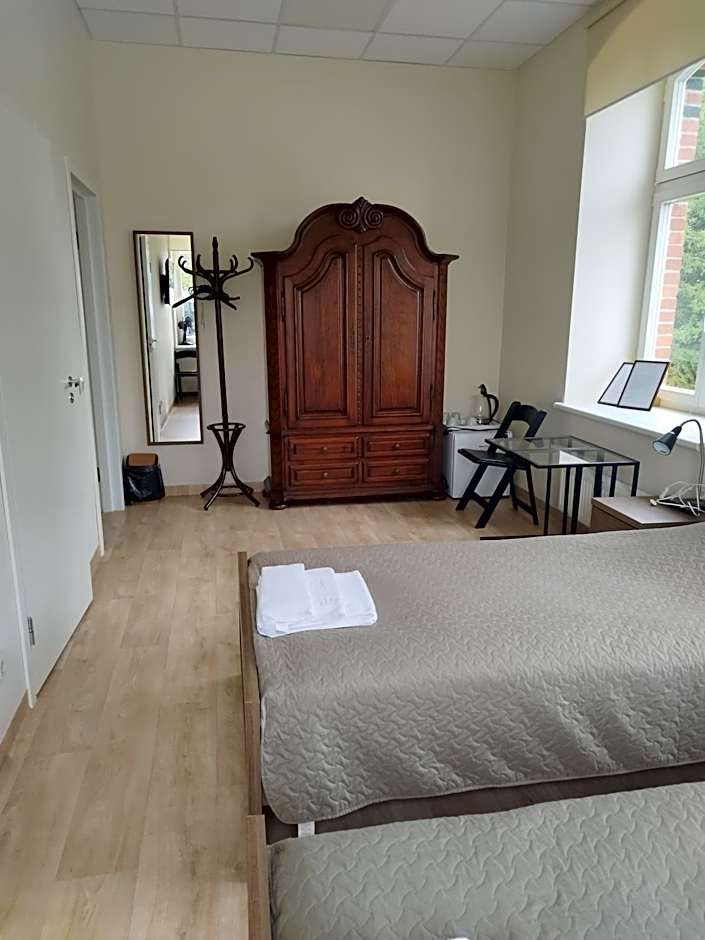 Photo 1 of 10 of Suite