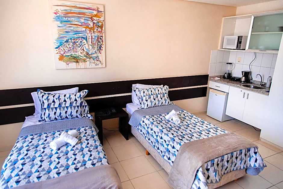 Athenas Suites By BnbHost