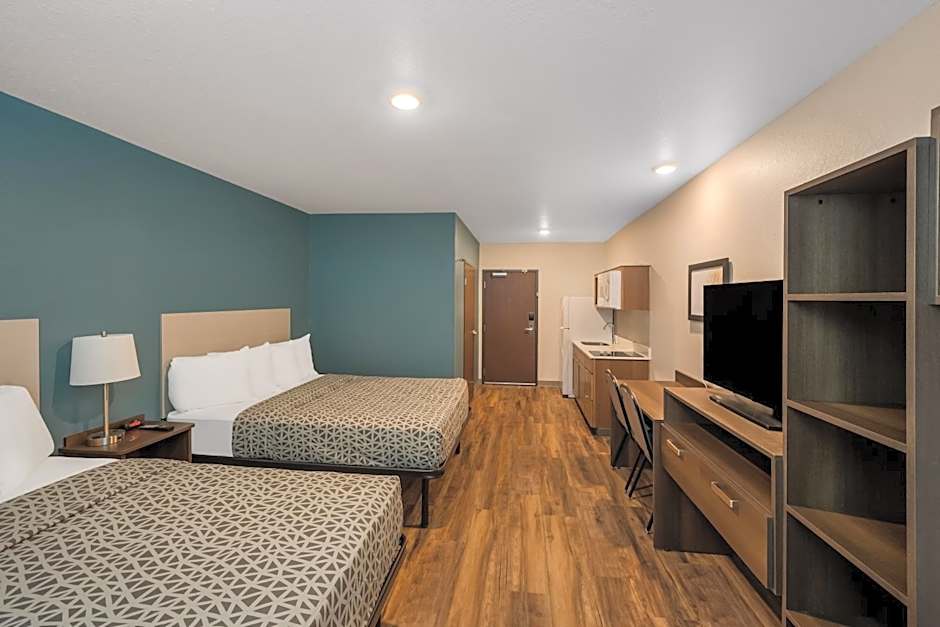 WoodSpring Suites West Palm Beach
