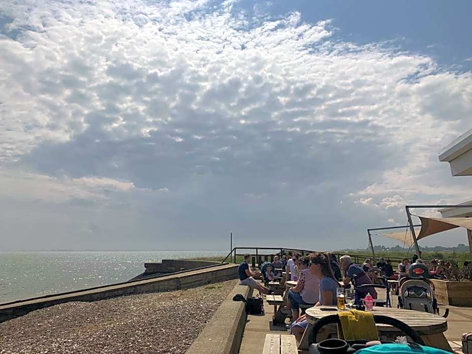 DaisyChain 2 Getaways - The perfect place to Stay - Play - Getaway