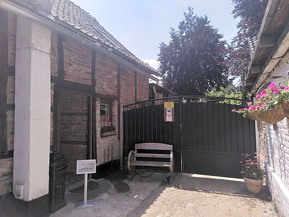 Endgültig zu ZUR POST - HÜLCHRATH