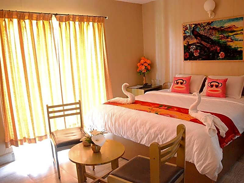 COASTAL GRAND HIGH LAND PARADE