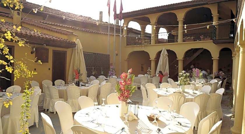 Anemon Hotel Kula