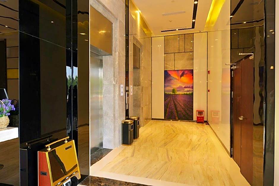 Lavande Hotel Qingyuan Sports Park City Government