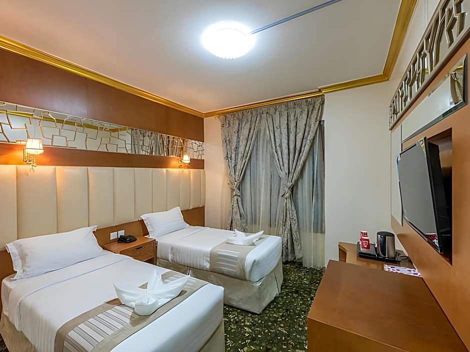 Grand Zowar Hotel