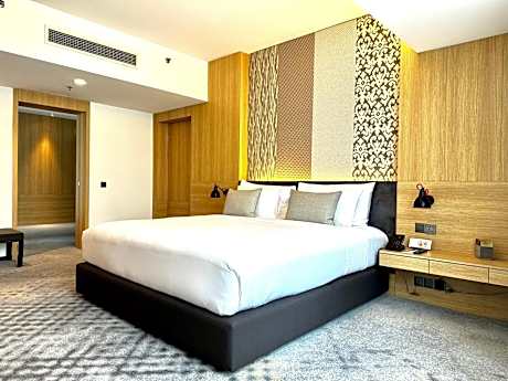 One-Bedroom Suite