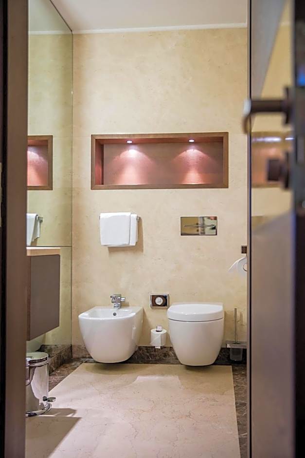 Iris Porsche Hotel & Restaurant