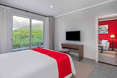 2 Bedroom Suite - 2 Queen Beds - Ocean View