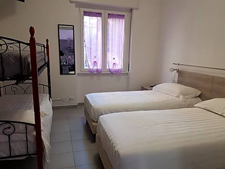 Large Double or Twin Room