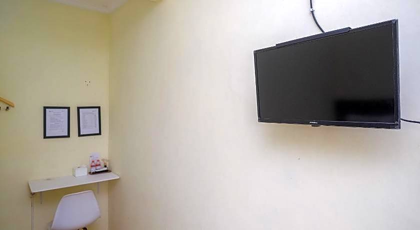 RedDoorz near RS Permata Medika Ngaliyan Semarang