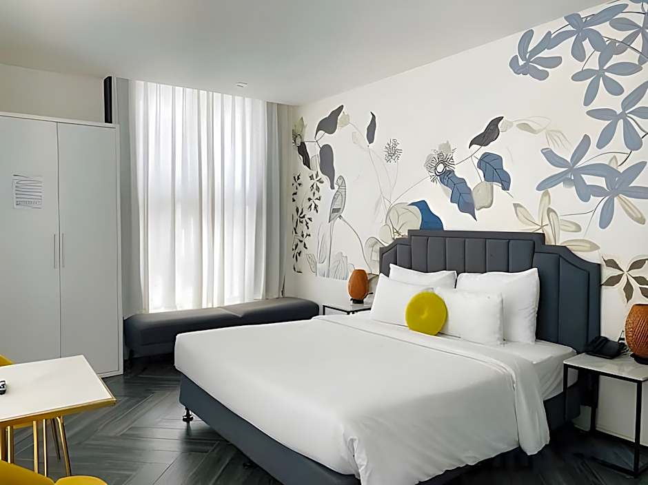 Len's Hotel