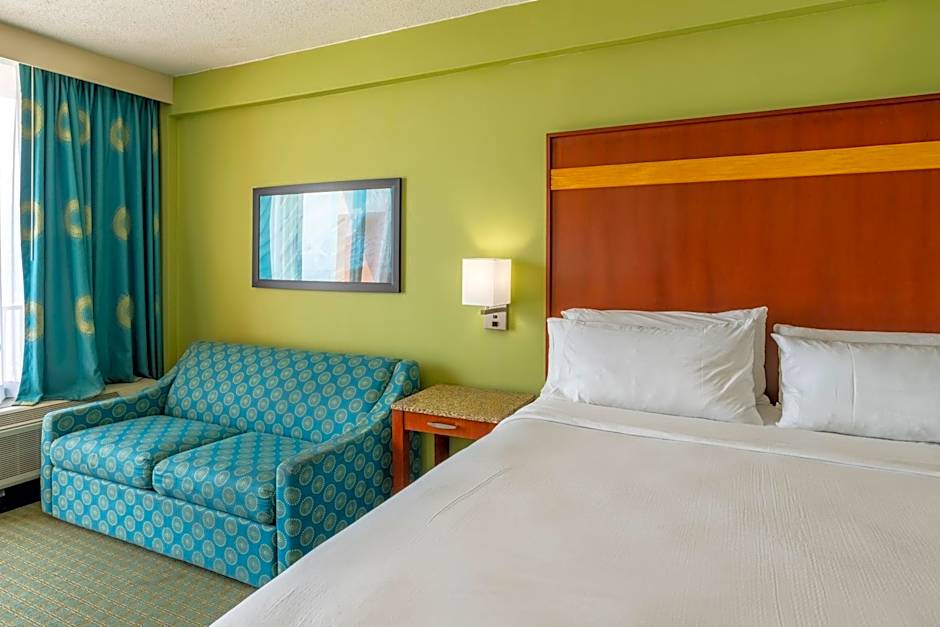 Holiday Inn & Suites Virginia Beach - North Beach By IHG