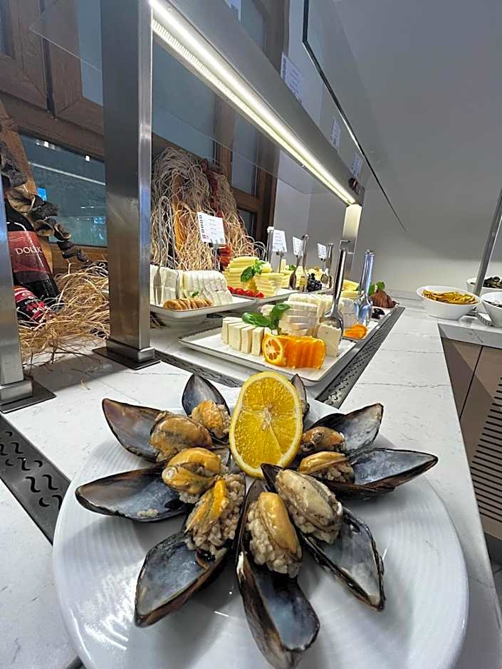 Sundia By Liberty Suncity