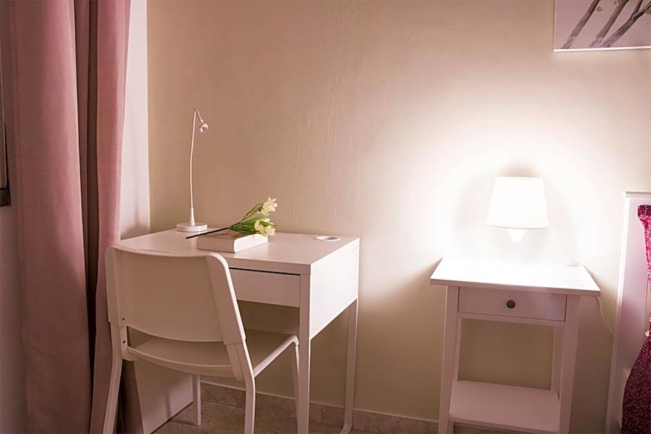 Tanzi Home
