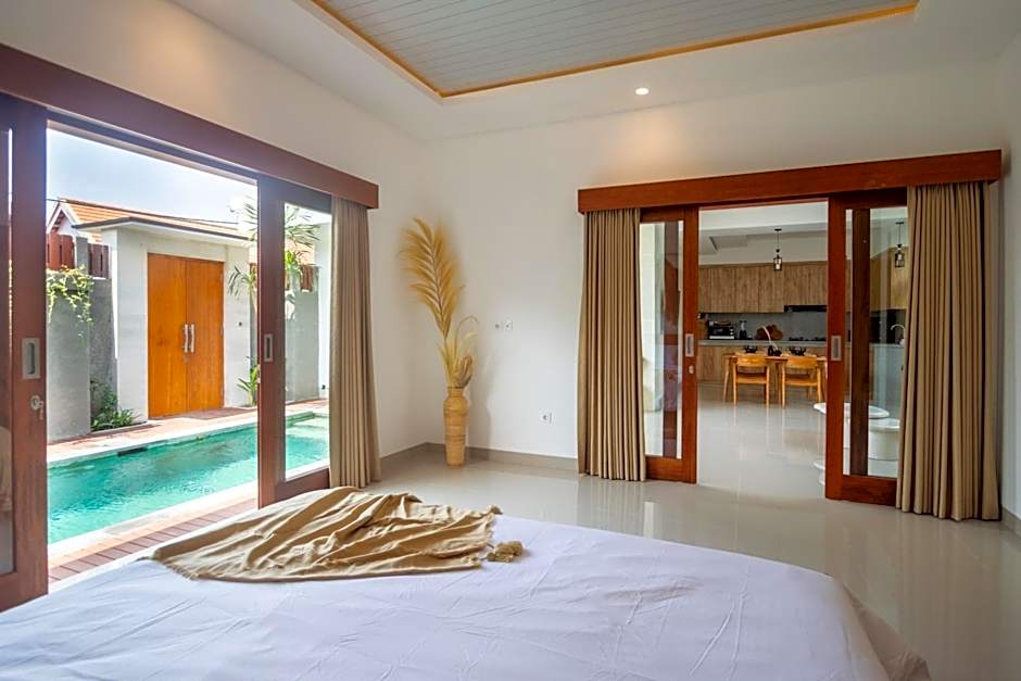 Sundaze 2 - Canggu Paradise with Pool and Kitchen Brand NEW