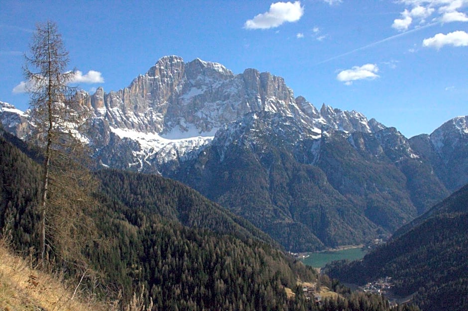 Hotel Garnì Il Cirmolo