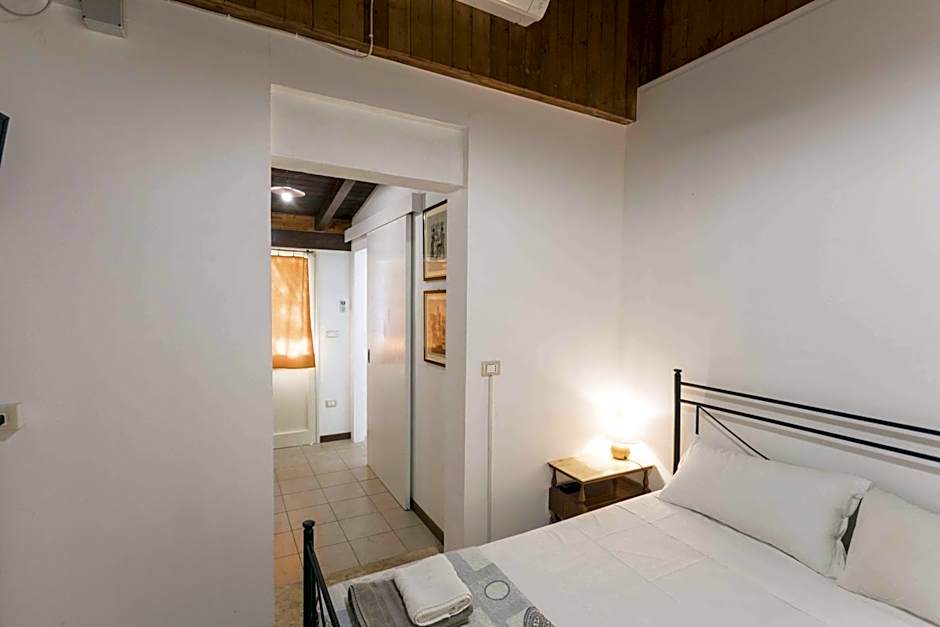 Photo 1 of 10 of Studio Apartment