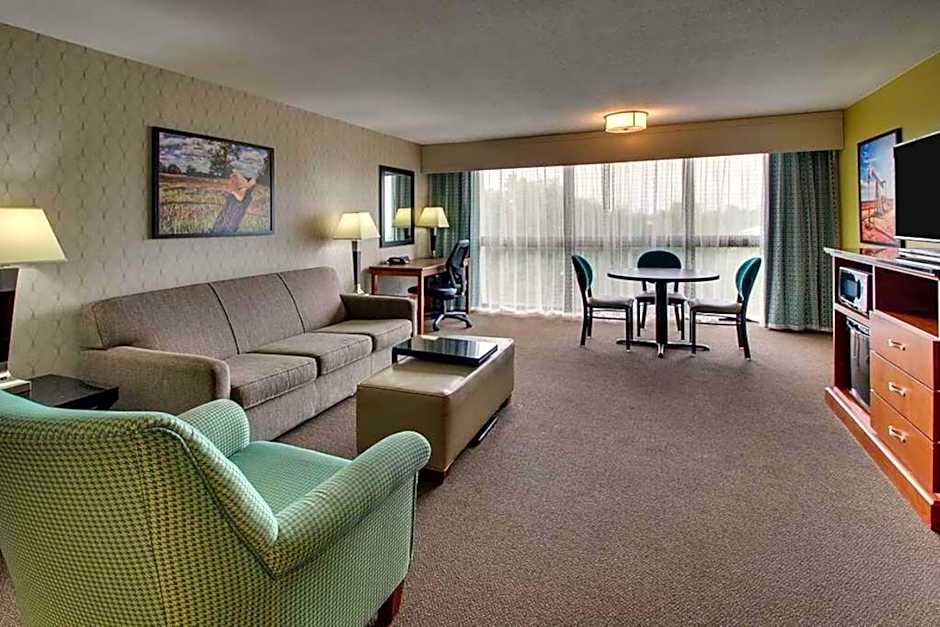 Heritage Inn Suites Houston Sugar Land, Trademark by Wyndham