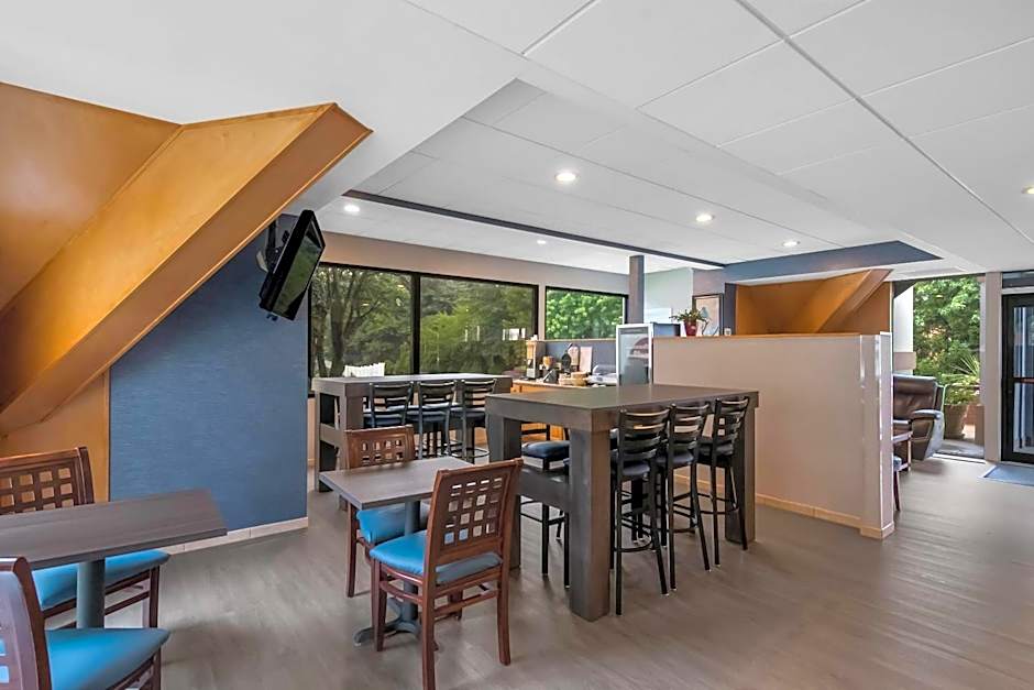 Quality Inn Westfield