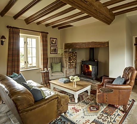 Orchard House-Cottage-Private Bathroom