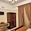 Triomphe Hostel