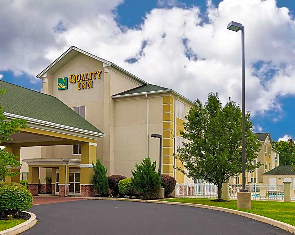 Quality Inn Spring Mills - Martinsburg North