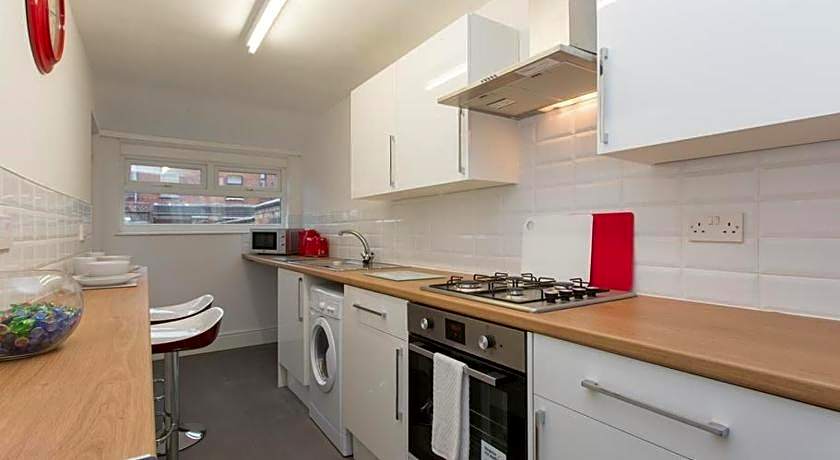 TownHouse @166 Ruskin Rd