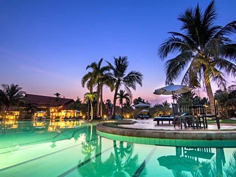 Palace Residence & Villa