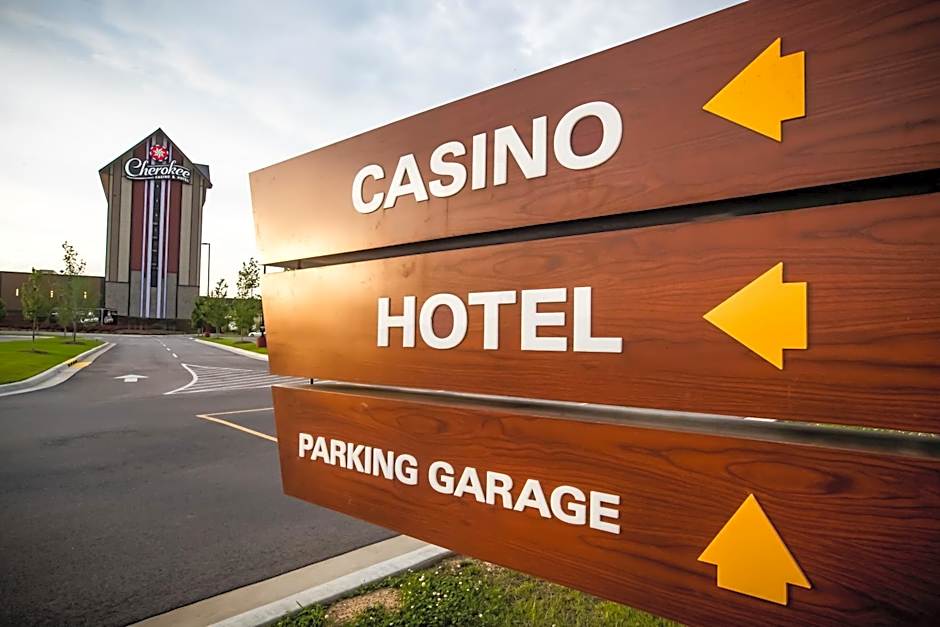 Cherokee Casino Hotel Roland
