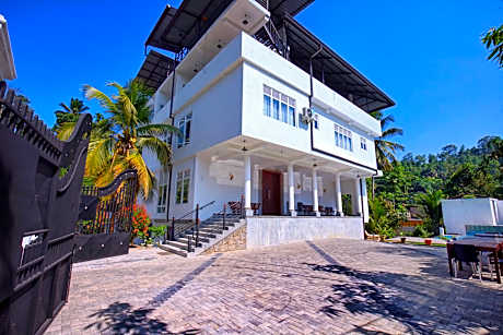 lavenro hotel & resort