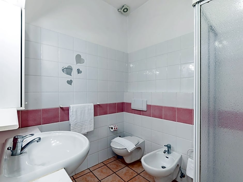 Apartment in Oggebbio with Sea View Terrace