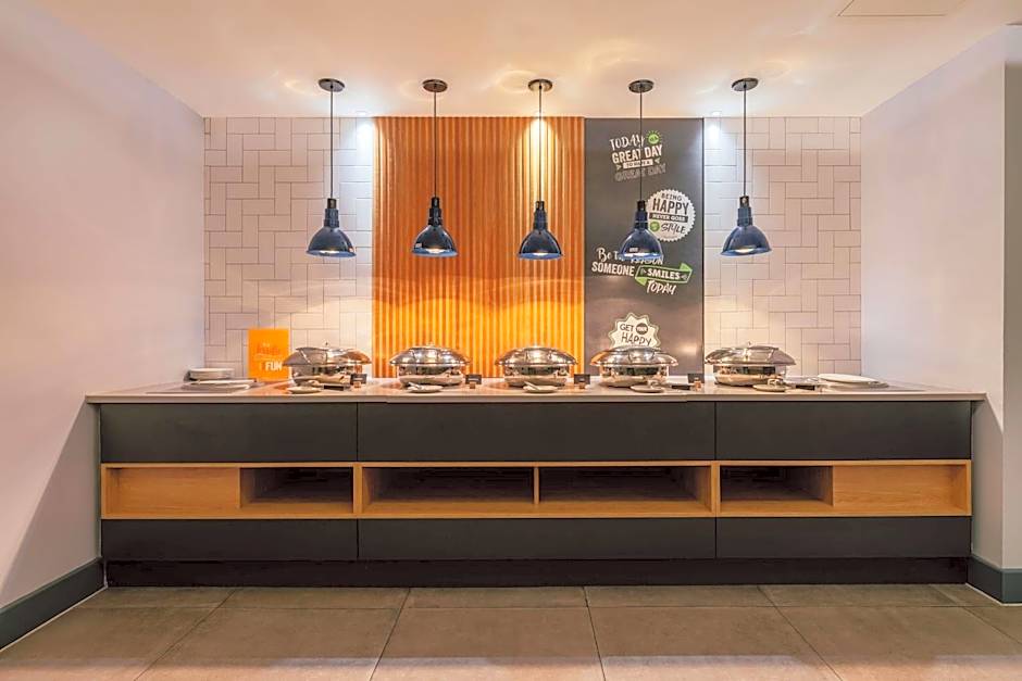 Hampton by Hilton London Park Royal