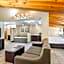Comfort Inn & Suites Near University of Wyoming