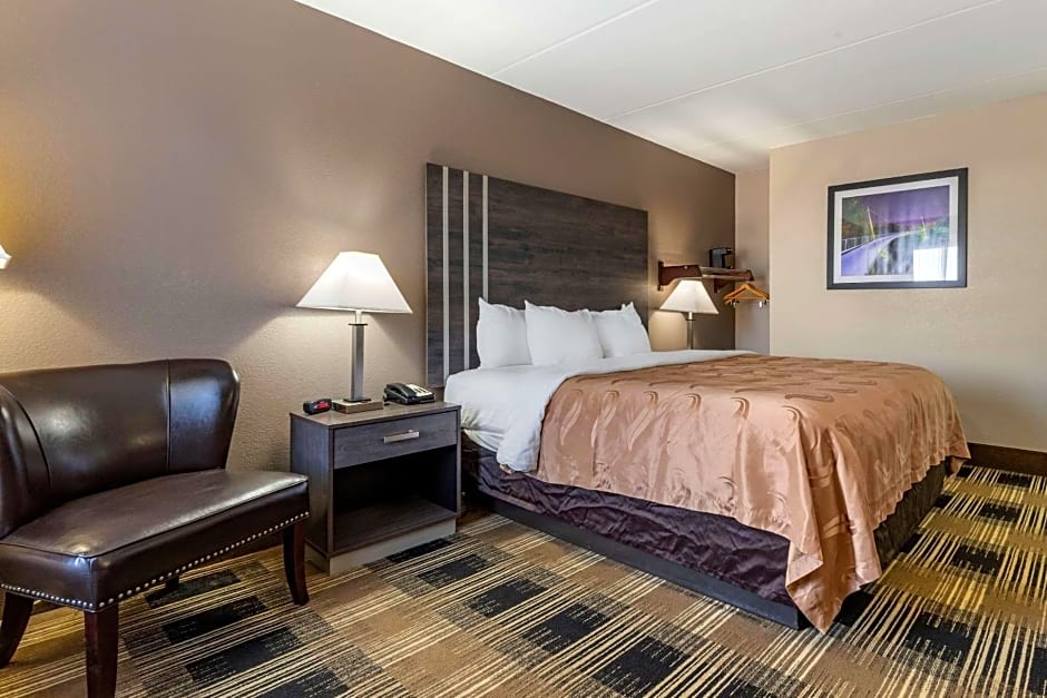 Quality Inn South Duncan