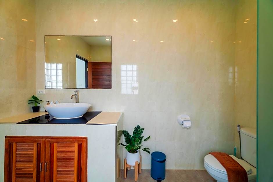 Jasmine Pool Villa in Nai Harn